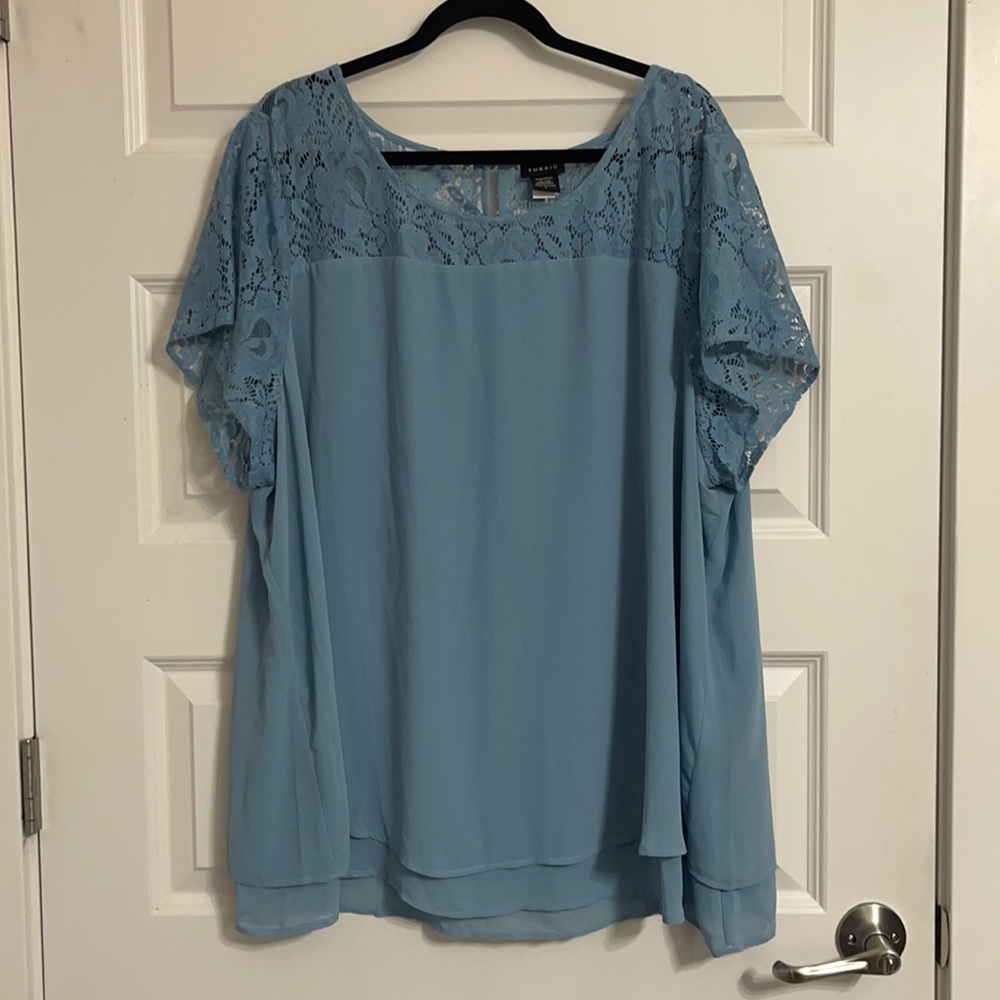 NWOT light blue Torrid blouse